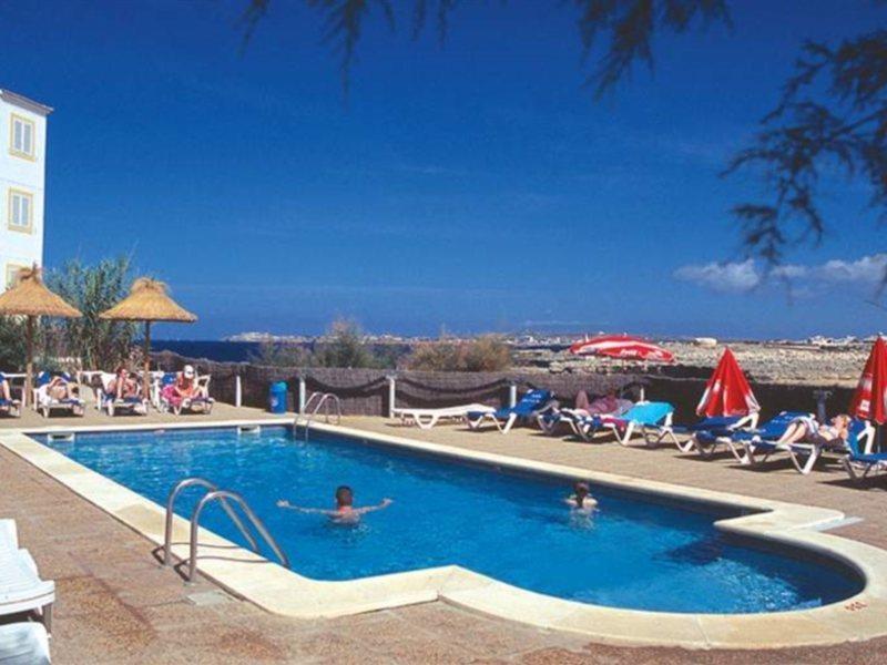 Sol Ponent Apartment Cala Blanca  Exterior photo